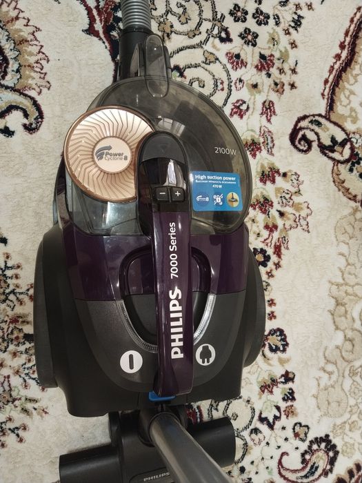 Продам пылесос Philips