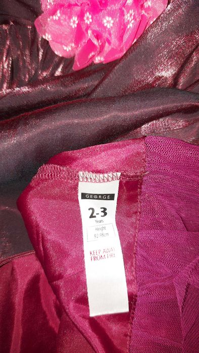 Платья  нарядные 2-3 года