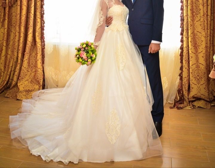 Продам свадебное платье , размер 38-42