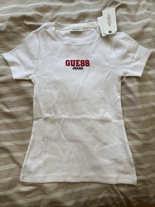 Тениска на Guess