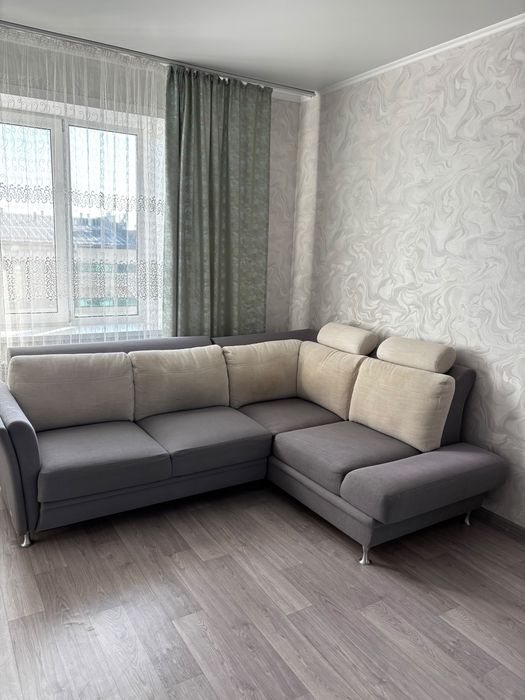 Продам диван срочно. Цена 40000