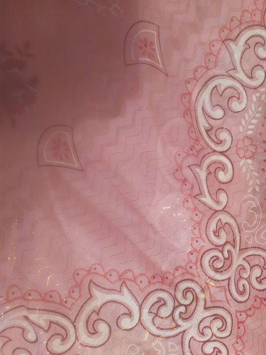 Постельное покрывало и 2 наволочки