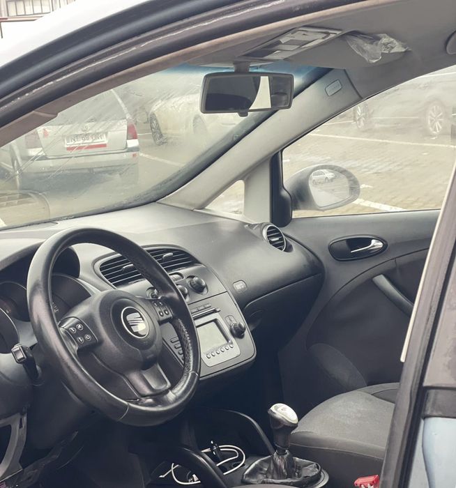 Vând//schimb Seat toledo