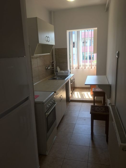 Închiriez garsonieră în Tudor , strada Viitorului