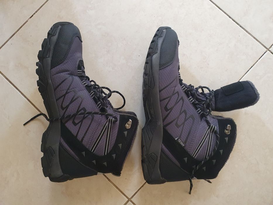 Cort, saltea cort, rucsac munte, incaltaminte si bete trekking