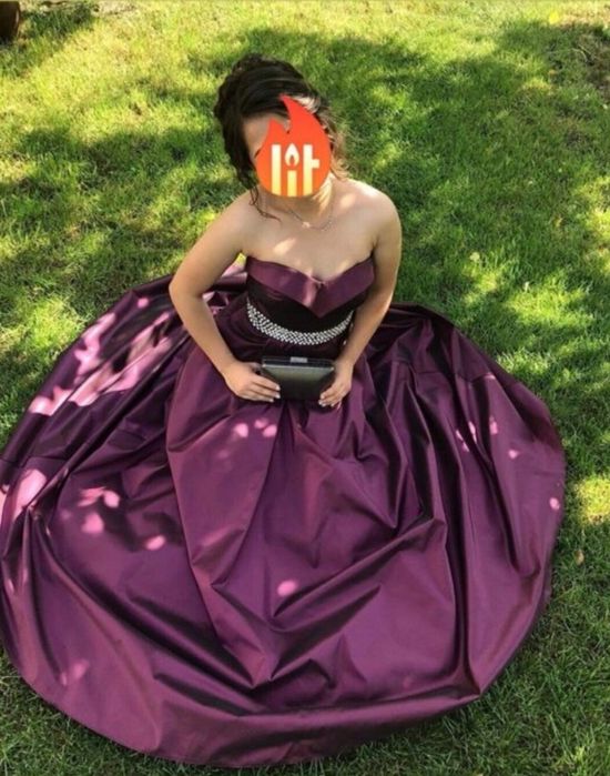 Официална бална рокля с хамелеонов ефект от Турски дизайнер