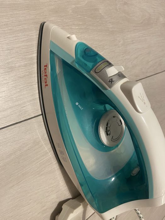 Fier de calcat Tefal