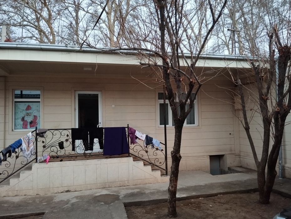 Qibrayda uchastka sotiladi