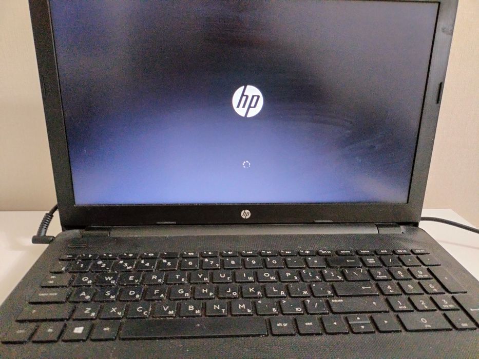 Продам ноутбук HP laptop 15