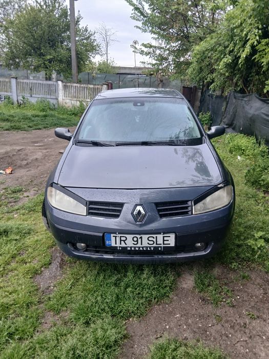 Renou megan îl dau la schimb