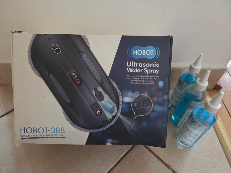 Robot curatare geamuri HOBOT 388