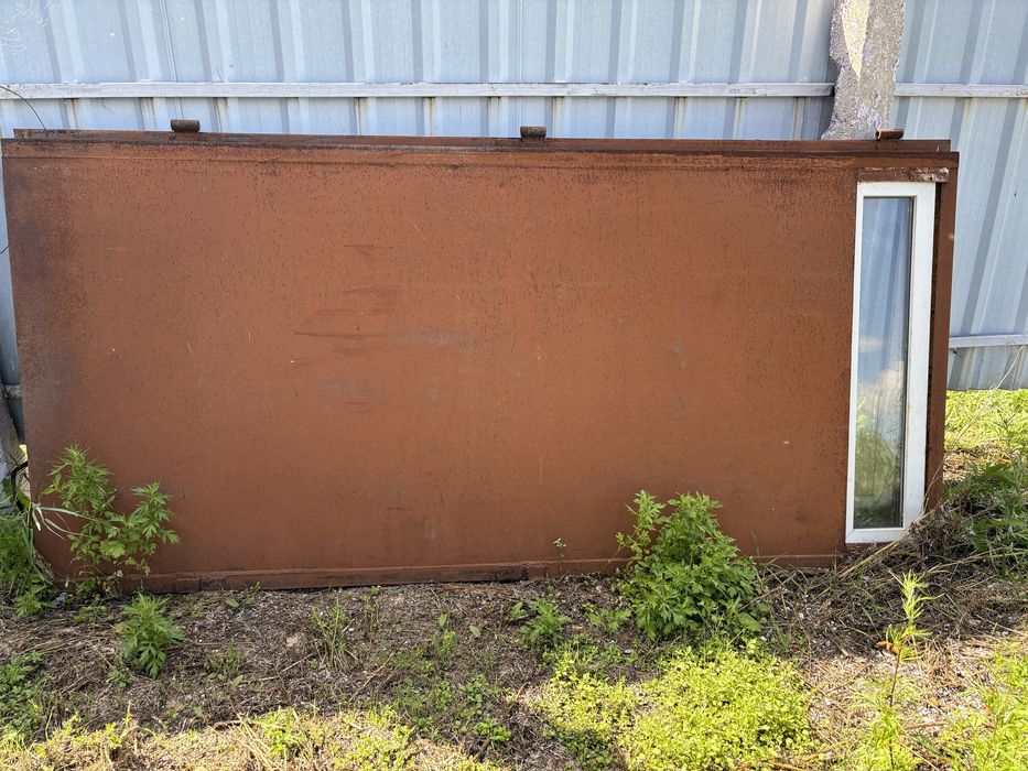 железные ворота