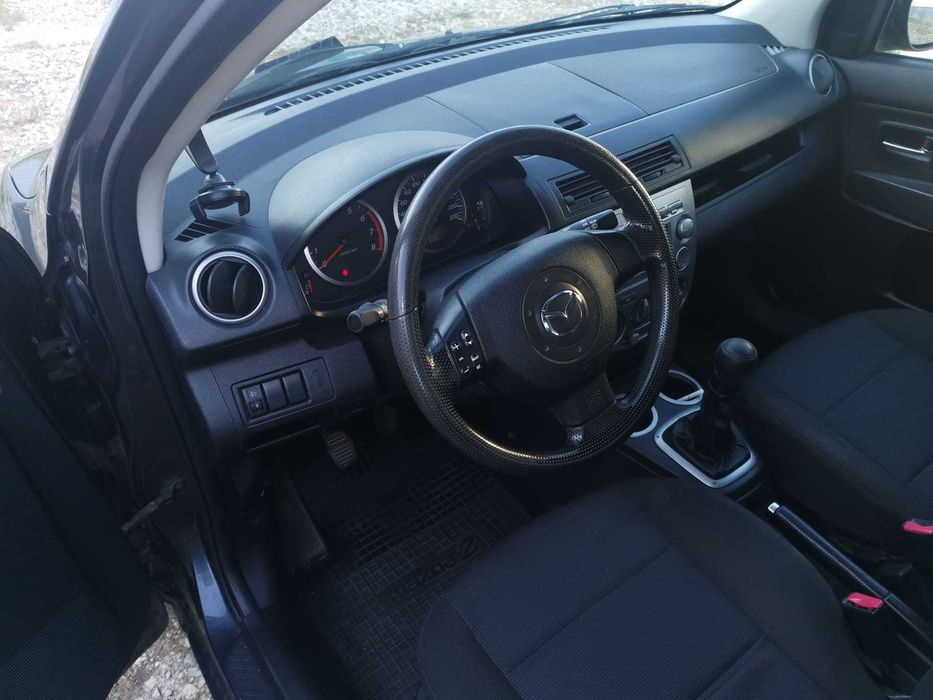 MAZDA 2 2006 — imagine 4
