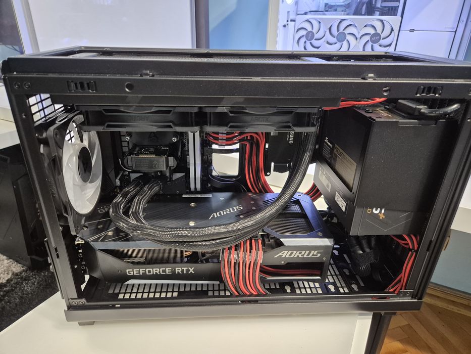 Vand placa video 3070ti gigabyte Aorus Master !!!