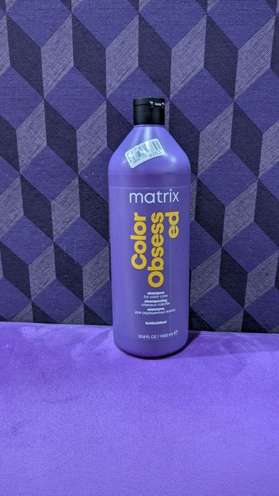 Matrix Профессиональный шампунь Color Obsessed