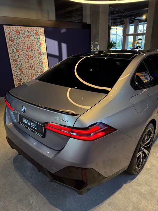 Продам BMW 530i xDrive G60 + официальная гарантия