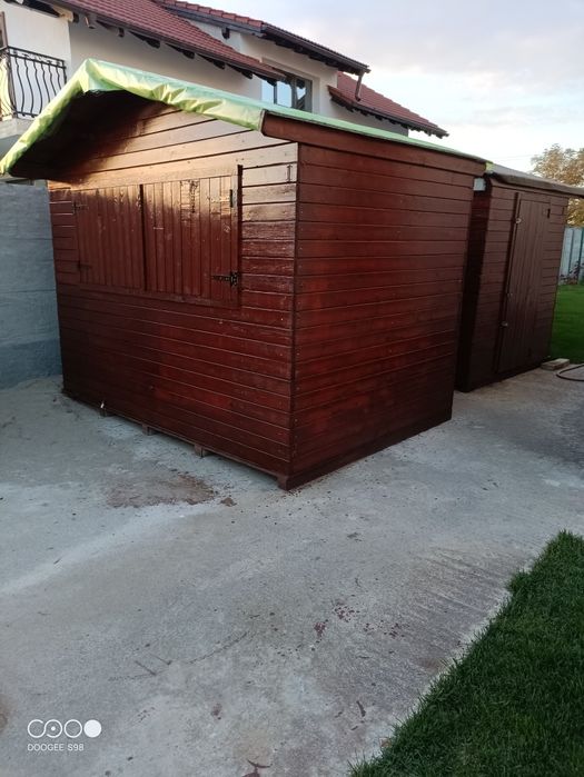 Vând 2 anexe de lemn Mobile 3x2m