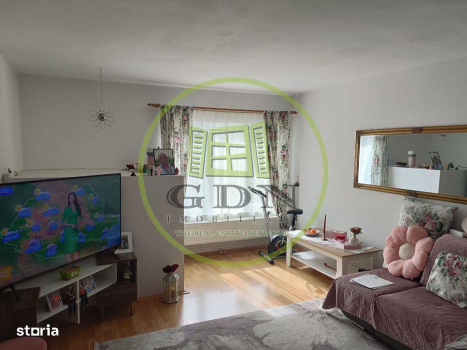 Casa de vanzare Reghin zona centrala.