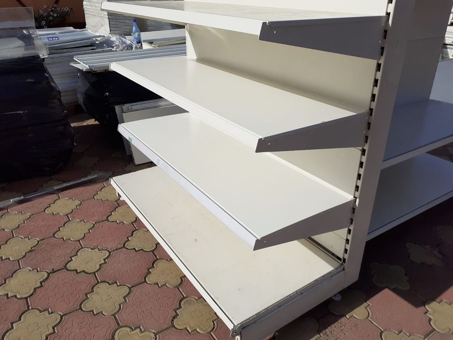 Rafturi metalice profesionale pentru supermarketuri