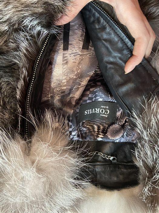 Меховая жилетка