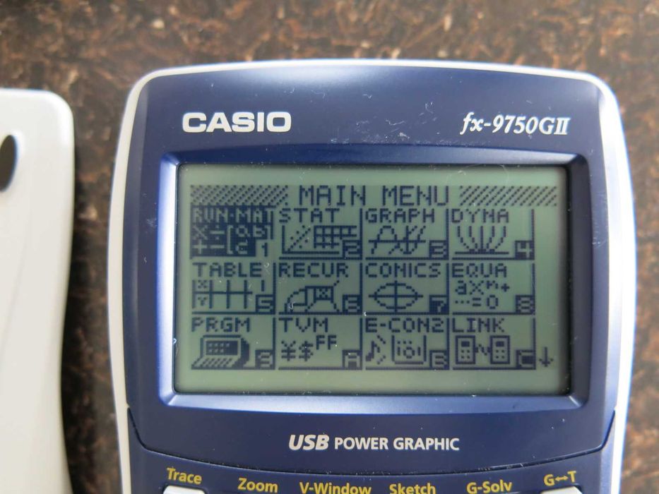 Графичен калкулатор Casio fx-9750GII