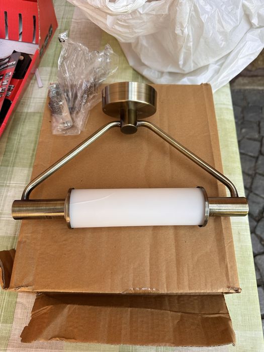 Vand lampa baie noua