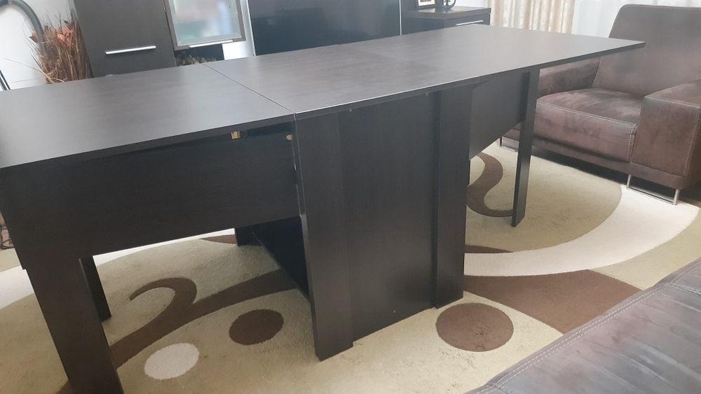 Masa extensibila 12 persoane