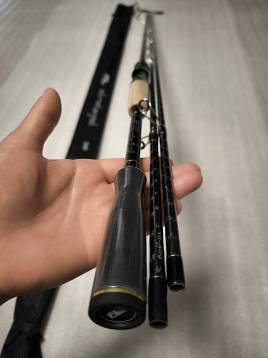 Lanseta Spining Strategist Fast Spin 2.40 + Mulineta FL XF 3000