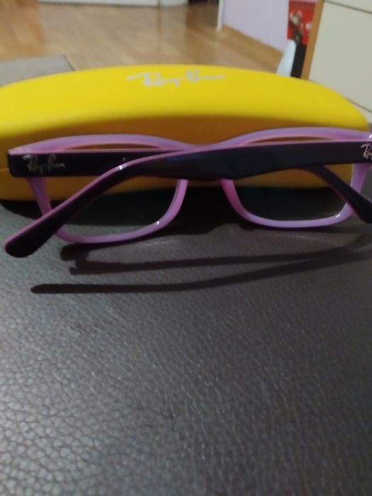 Детска диоптрична рамка на Ray-Ban