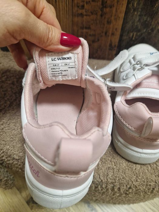 Два чифта детски маратонки за момиче