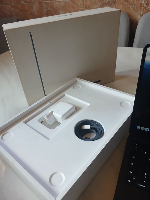 Macbook Air 13 Inch M3 8gb 256gb
