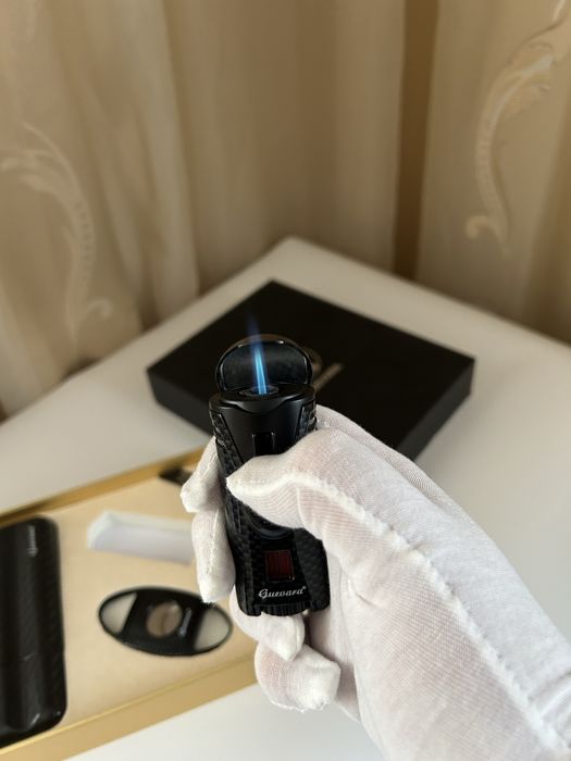 Guevara подаръчен комплект за пури – калъф, запалка и резачка