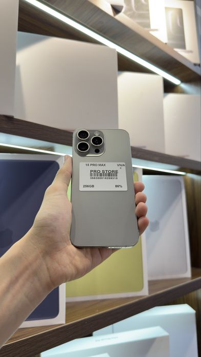 iphone 15 pro max naxtka