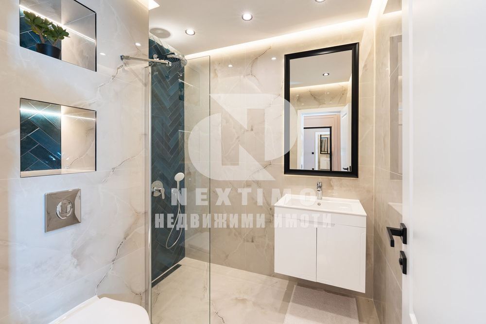 Продава се Двустаен апартамент в Пловдив, Кючук Париж - 71 кв.м за 1957 €/кв.м - Снимка #1