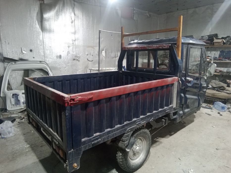 Муравей гибрид 1.5 т с номером