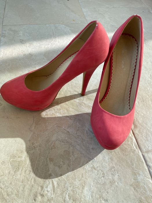 Дамски обувки 38 номер - 3 модела