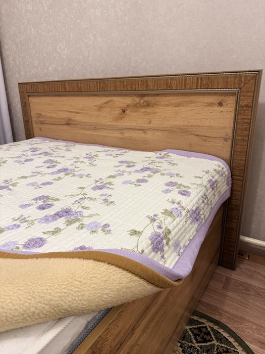 Кровать с ортопед. матрасом