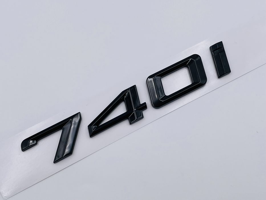 Emblema BMW Motorizare Seria 7 benzina negru