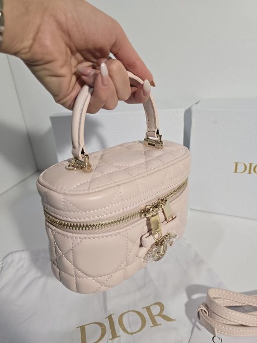 Налична чанта Dior Dioramour pink