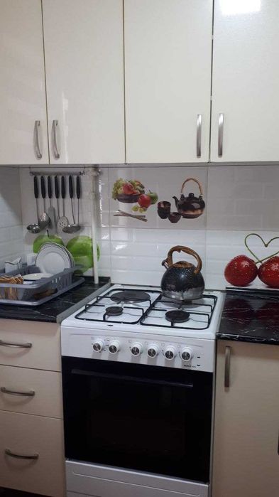 Продаётся 1 комнатная квартира, 3 м/р, Чирчик