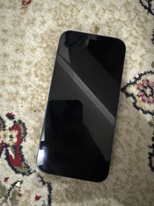 Айфон 12 128гб.