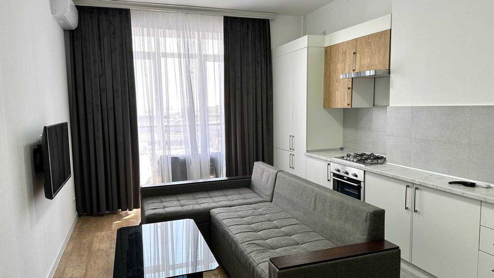 ЖК Чакар! Сдается 2-х комнатная квартира! 2/3/10! 172*