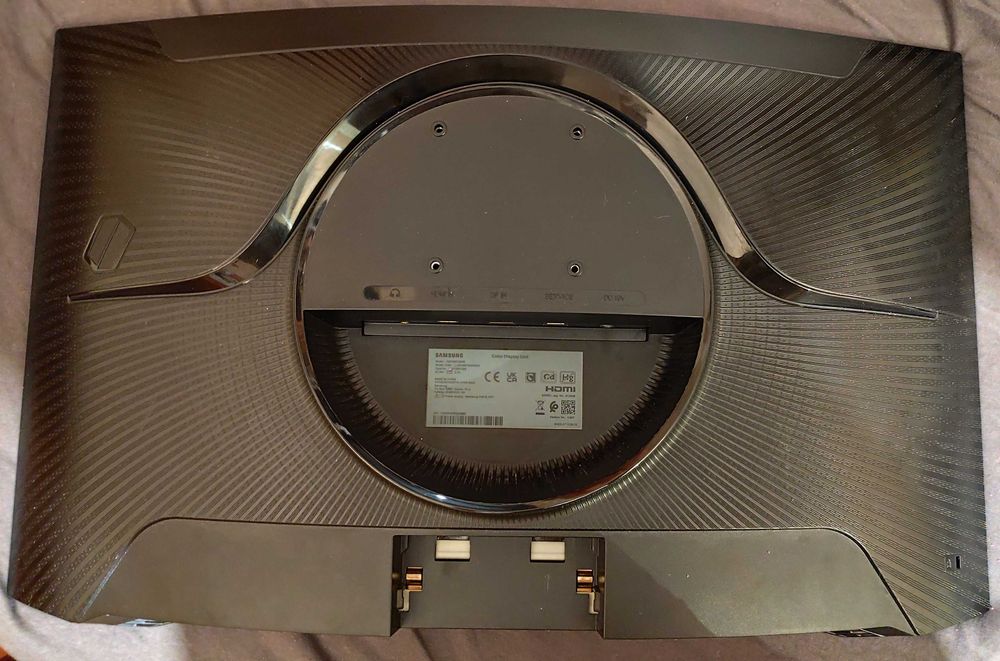 Monitor Samsung Curbat - 27" - 1ms - 144Hz - LC27G55TQWRXEN