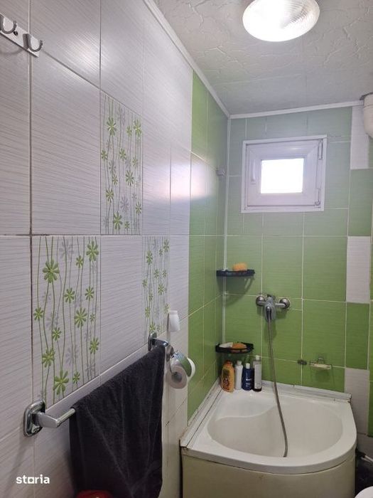 Apartament 2 camere, 33 mp, zona Bariera Valcii