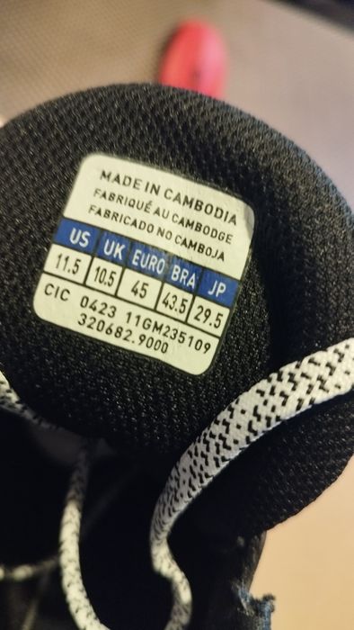 Бейзболни обувки(цинтове) Mizuno 45 номер