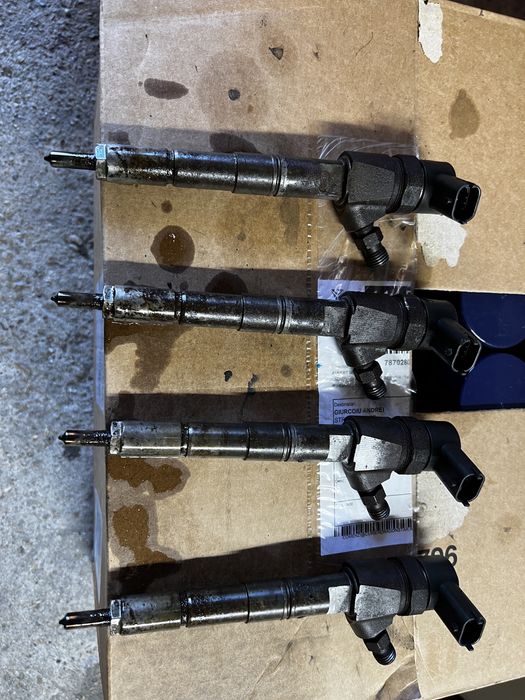 Injector Opel Vectra Astra Signum Zafira 1.9 cdti Z19DTH 150cp