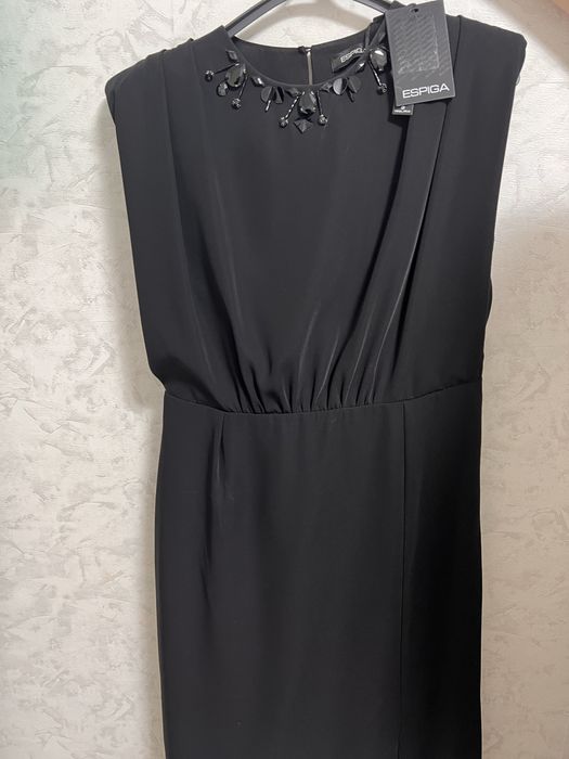 Продам платье 46 рр