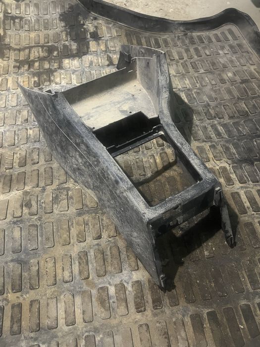 Запчасти ауди 80