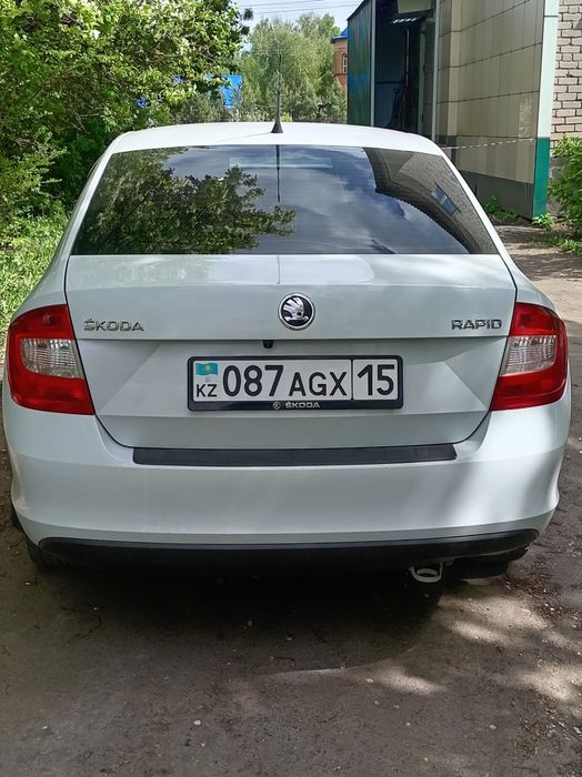 Продам Skoda rapid.