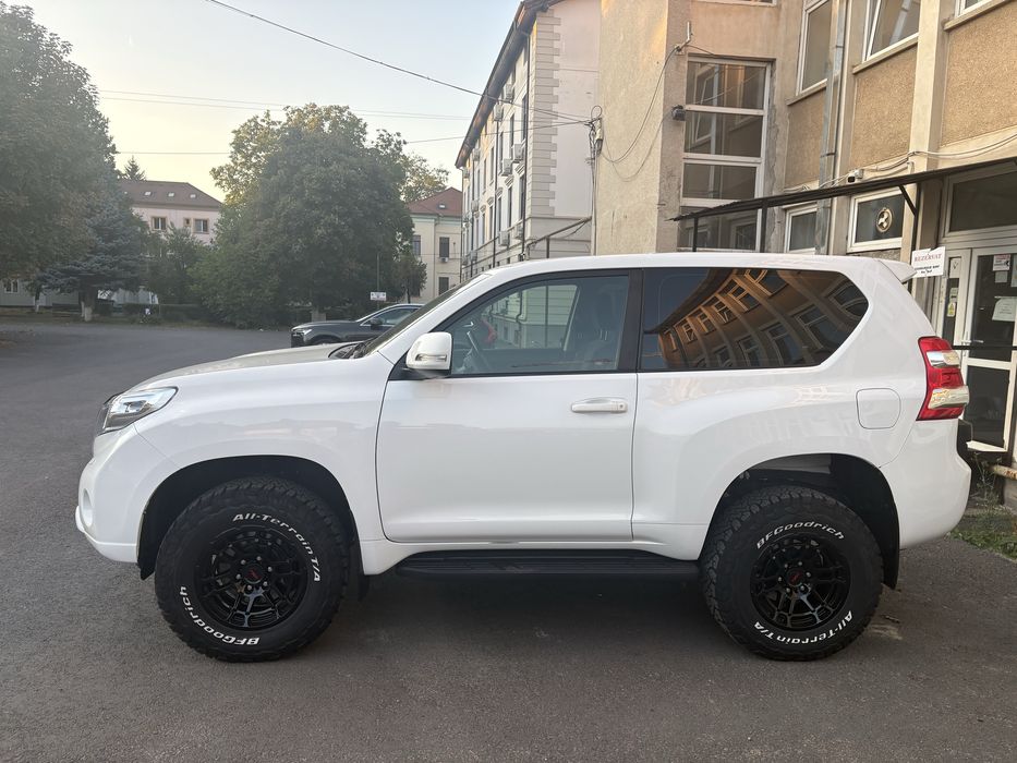 TOYOTA Land Cruiser 2016 — imagine 2